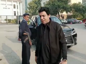 Faisal Vawda petitions SC to urgently hear disqualification case